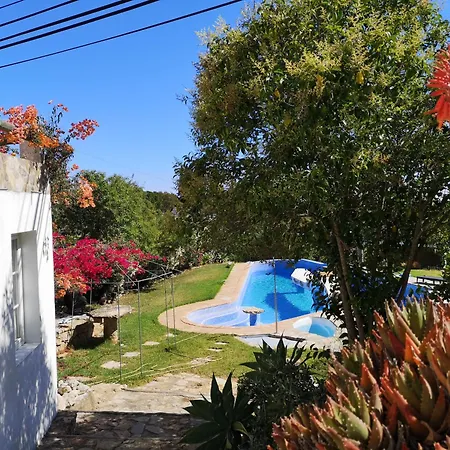 Casa De Pedra E Cal *