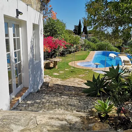 Casa De Pedra E Cal Konukevi *
