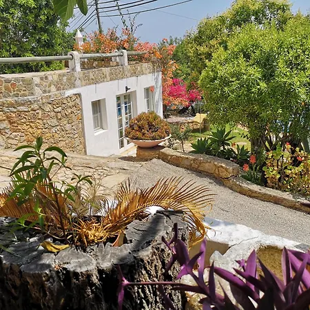 Casa De Pedra E Cal Guest house *